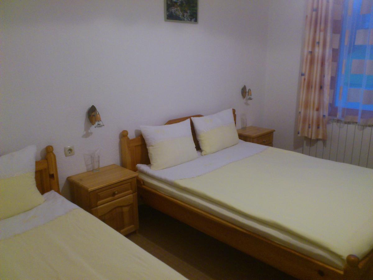 Yagodina Family Hotel Szoba fotó